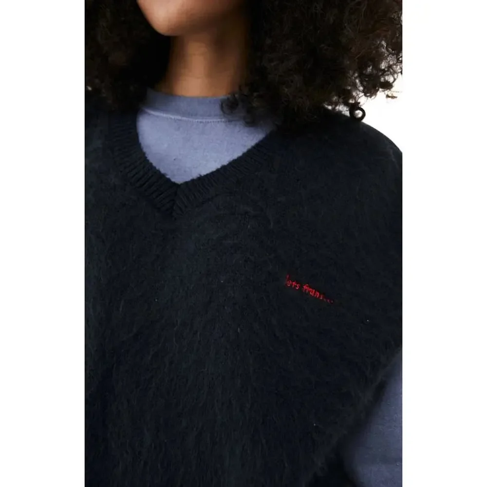 iets frans... Urban Outfitters Fluffy Knit Vest Navy Blue Unisex XL NWOT
